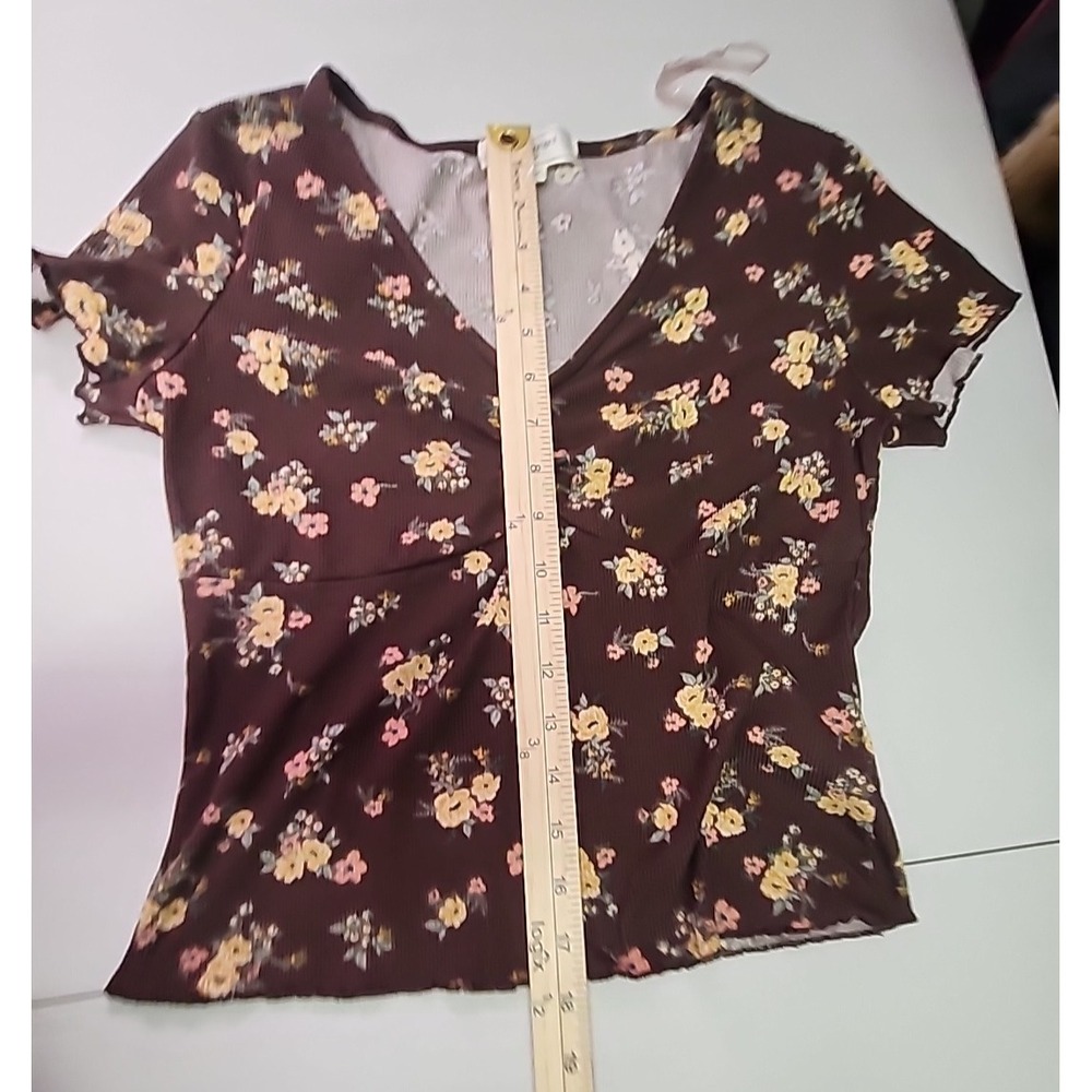 Y2K Brown Floral Baby Doll Short Sleeve Baby Tee Size Medium Cropped 90s Boho - Picture 6 of 11